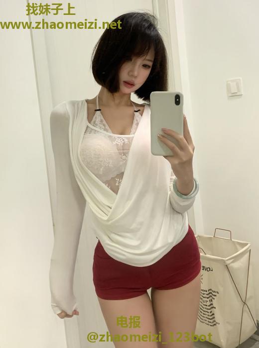 上海颜值不错小逼逼会收缩