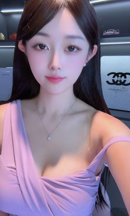 上海颜值身材堪称完美的女人