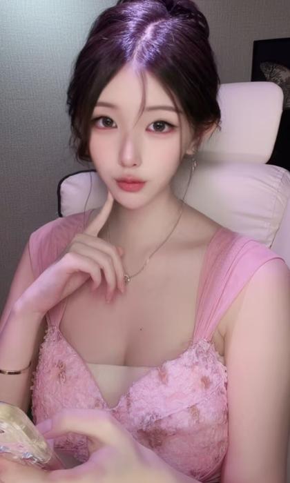 重庆很久没见质量这么好的美女了