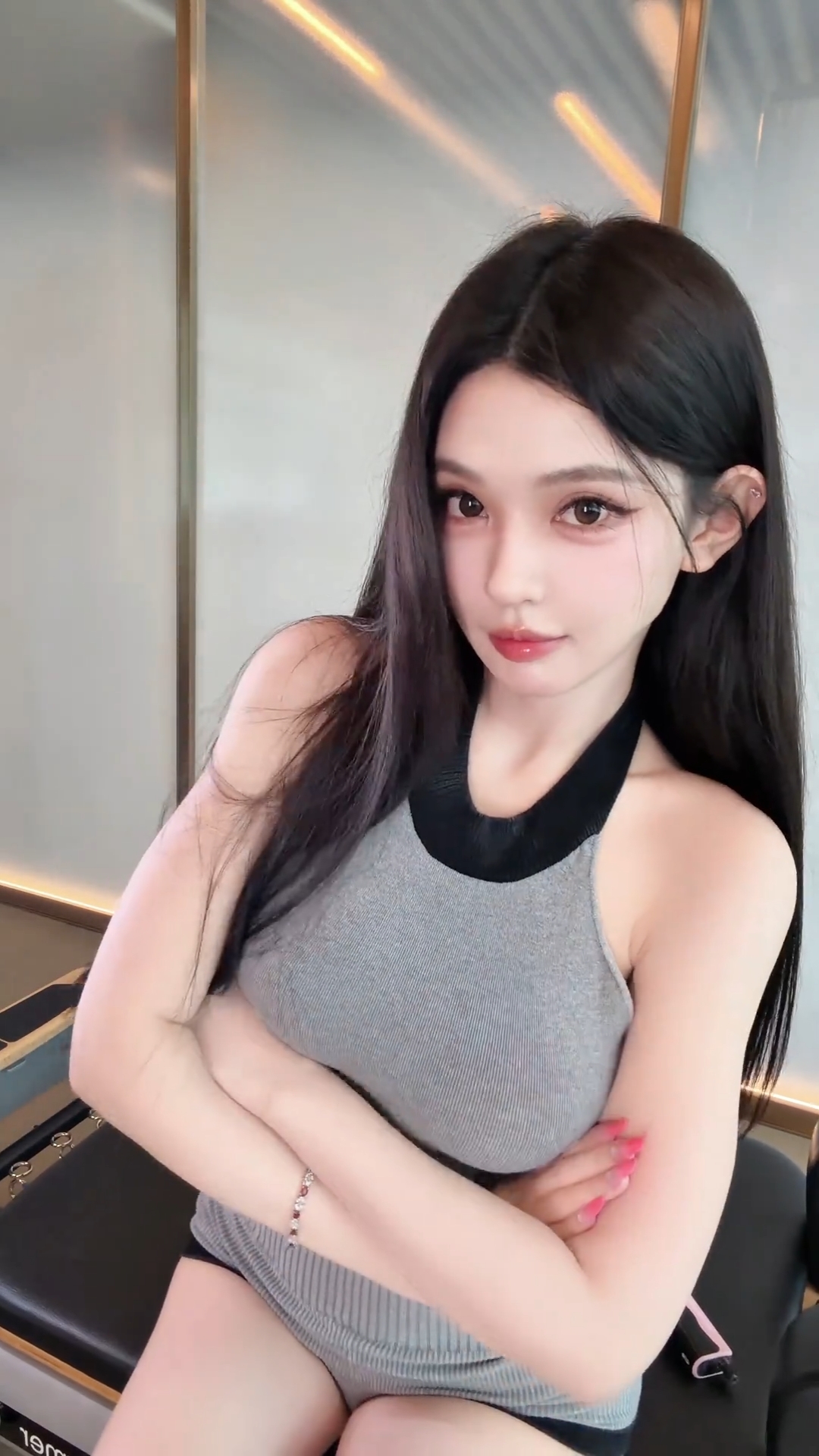 大胸软妹做全套很巴适