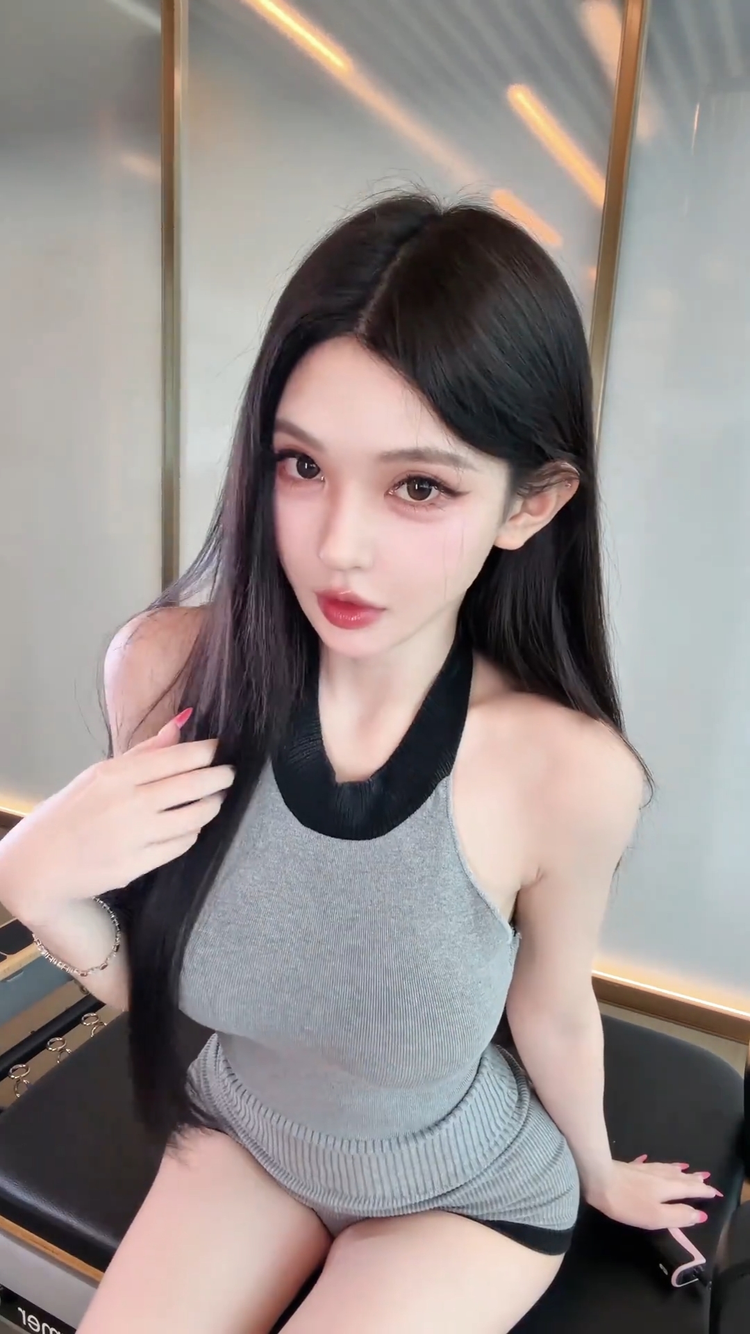大胸软妹做全套很巴适