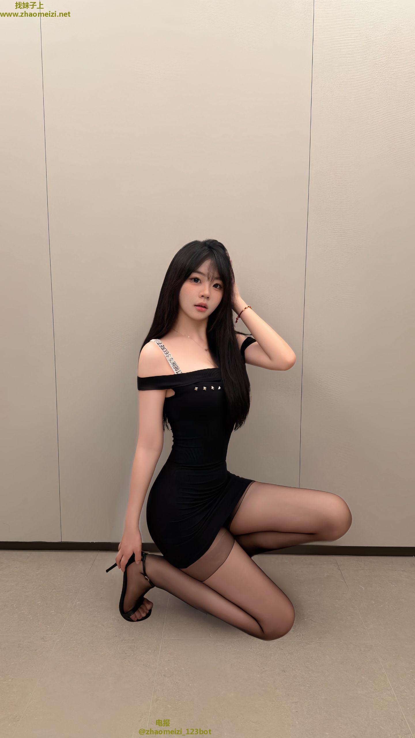 甜甜嫩妹开大课尽情快乐