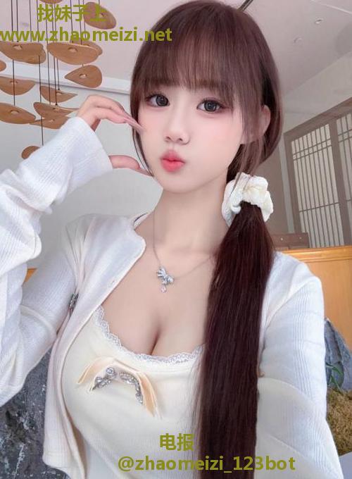 上海小嫩妹味道好极了非常耐操