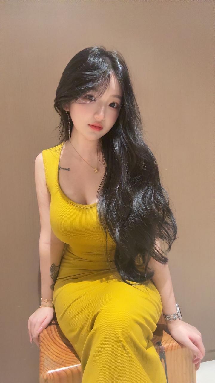大胸妹真系又靓又索