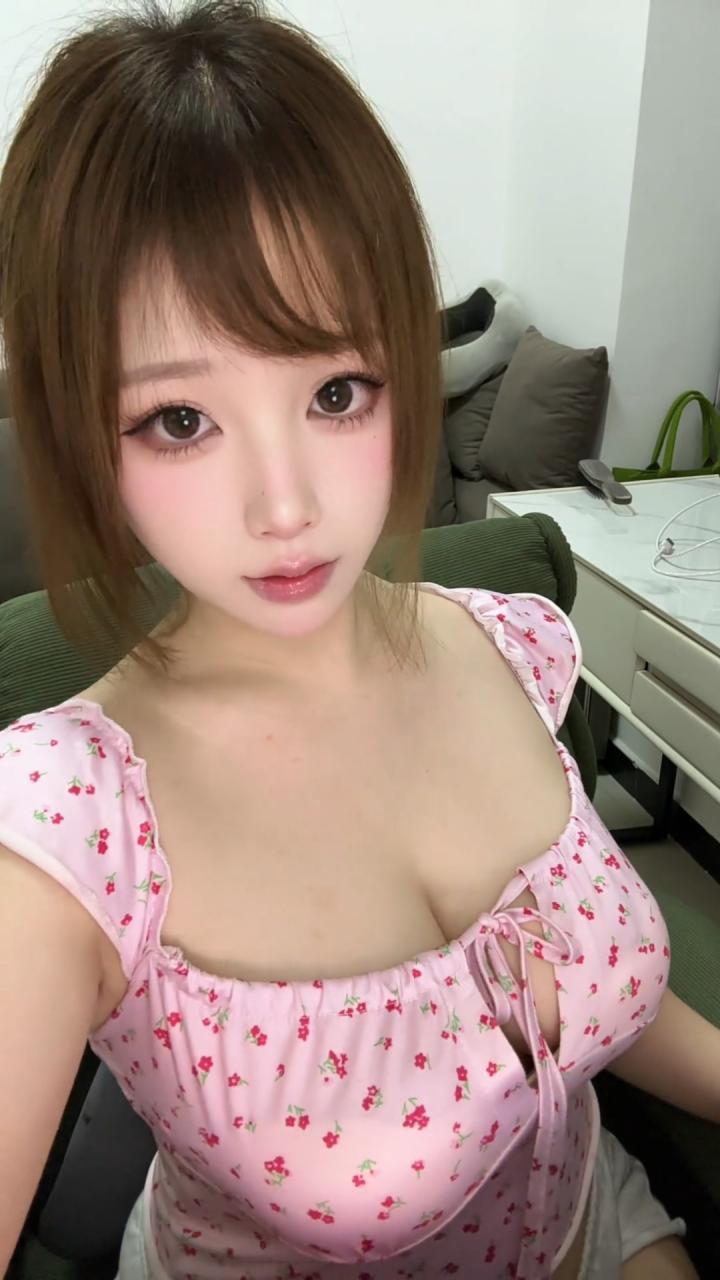 大胸妹年龄小服务好
