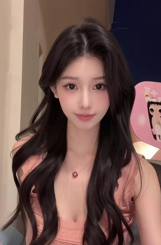 这颜值身材天生的炮架子