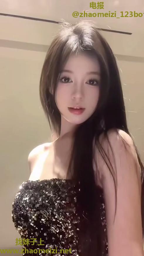 嫩模颜值标准已是天花板