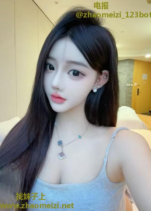 成都颜值相当高深喉有一套