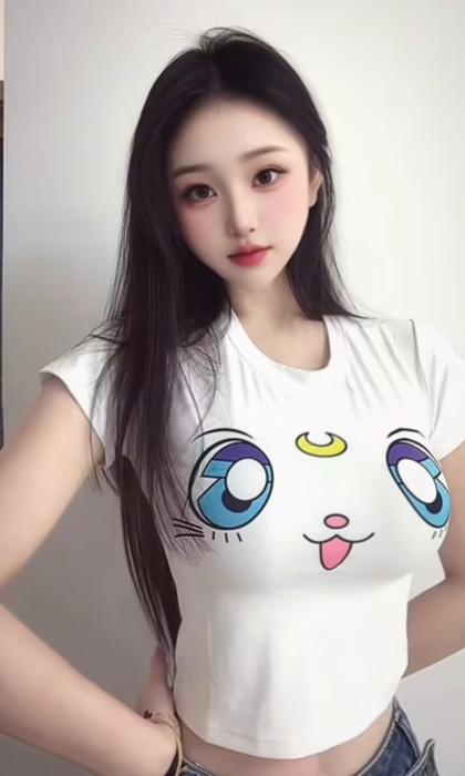 骚妹逼很肥小穴越插越舒服